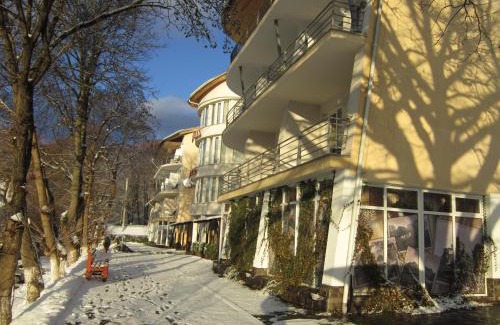 Polyana Hotel | Готель Поляна Квеле