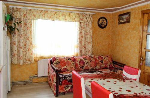 Mykulychyn House | Гірська Хатина