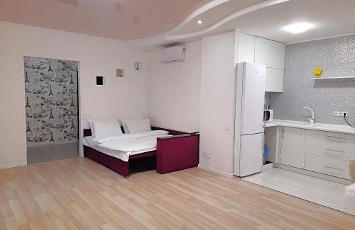 Sukhinovka Apartment | Двокімнатна студія з 3 ліжками Мережа AlexApartments Документи для відряджень Безконтатне заселення 24-7