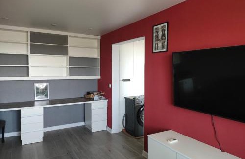 Aktobe Apartment | Двухкомнатная квартира в самом центре Актобе
