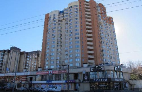 Holosiivskyj Apartment | Двухуровневая на Лобановского