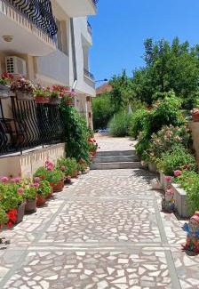 Sveti Vlas Hotel | ,Дироси'