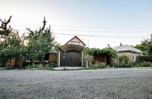 Taganrog House | Дом с Мангалом