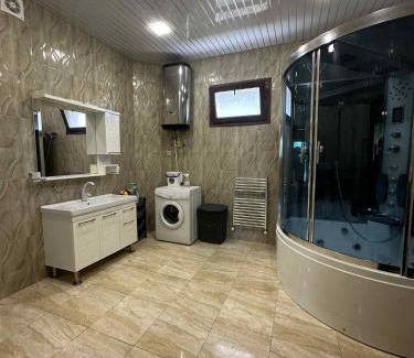 Kvariati House | Дом с 4 спальнями