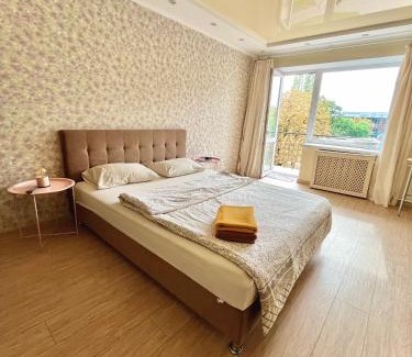 Degtyari Apartment | Квартира в центрі Світлі мрії Avenue Myru35