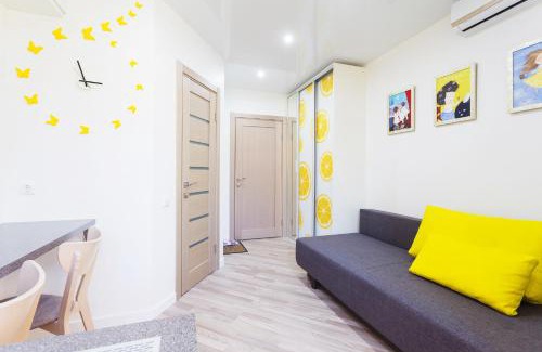 Holosiivskyj Apartment | Комфортні мині-апартаменти студіо на Юлії Здановської