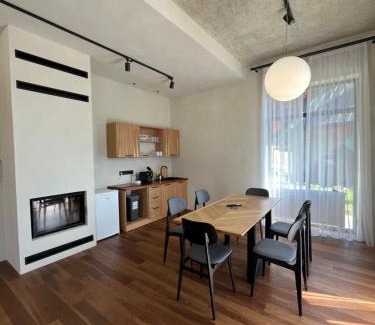 Yablunytsya Hotel | Котеджі Грань