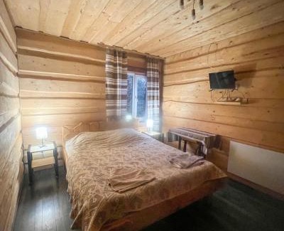 Verkhovyna Apartment | Котедж Шум Черемоша на березі річки