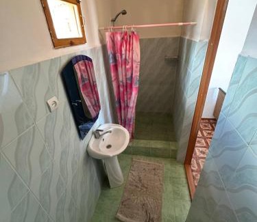 Bosteri Bed & Breakfast | Кут