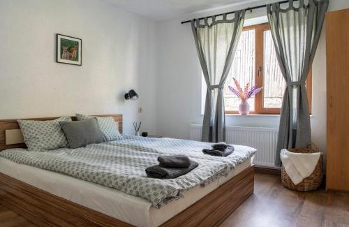 Trigrad House | Къща До Гората Триград