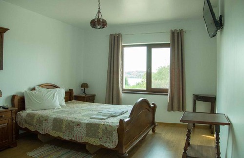 Tutrakan House | Къща за гости Лодката