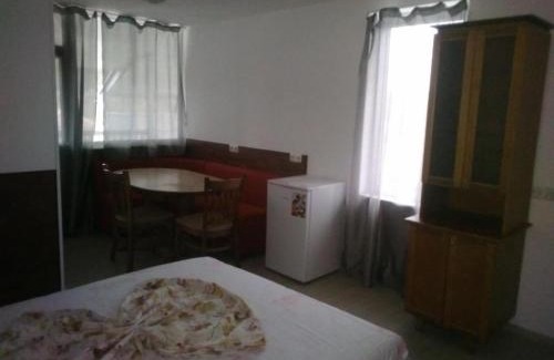 Akhtopol Apartment | Къща за гости Орлите