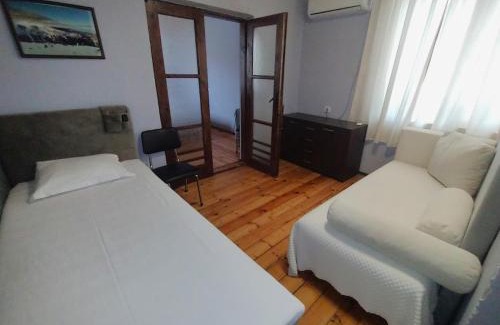 Dryanovo House | Къща за гости При Комина - Guest House By the Chimney