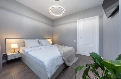 Darnyckyj Apartment | Люкс в ЖК Лебединый, Харьковская, Позняки