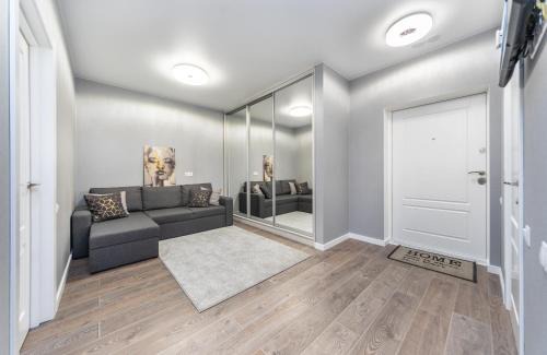 Darnyckyj Apartment | Люкс в ЖК Лебединый, Харьковская, Позняки
