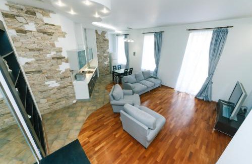 Khreshchatyy Yar Apartment | Майдан провулок Музейний 8-Б