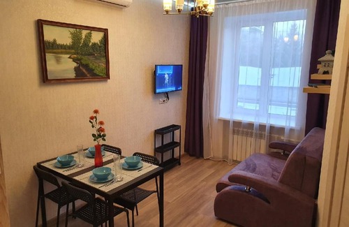 Omsk Hotel | Мини-отель Гусарский