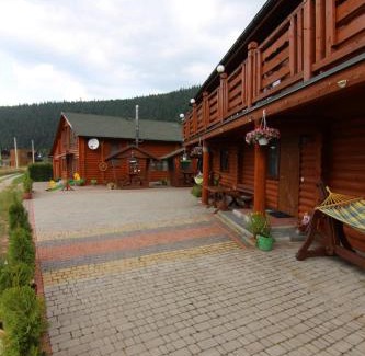 Tatariv Apartment | мини отель Колибри