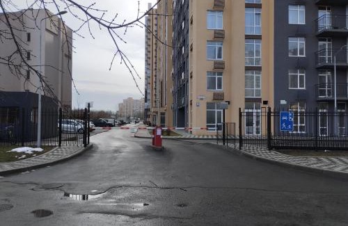 Holosiivskyj Apartment | Номер-студіо "Міні Феофанія" Заболотного 148, Кришталеві Джерела, лікарня, пораненим воїнам -10"