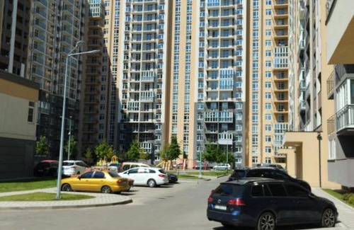 Holosiivskyj Apartment | Номер-студіо "Міні Феофанія" Заболотного 148, Кришталеві Джерела, лікарня, пораненим воїнам -10"