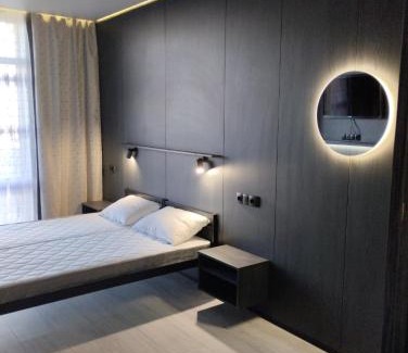 Holosiivskyj Apartment | Номер-студіо "Міні Феофанія" Заболотного 148, Кришталеві Джерела, лікарня, пораненим воїнам -10"