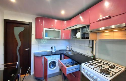 Sukhinovka Apartment | Один каштан Квартира у м Полтава Мережа Alex Apartments Документи для відряджень Безконтактне заселення 24-7