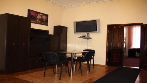 Tiraspolul Nou Apartment | Отель-Хостел-Люкс ИН-ЭКС интер