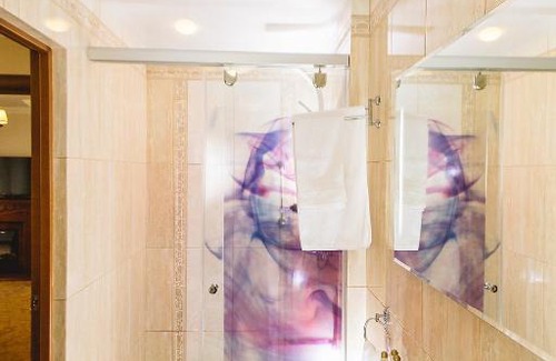 Chaykovsky Hotel | Отель Чайковский