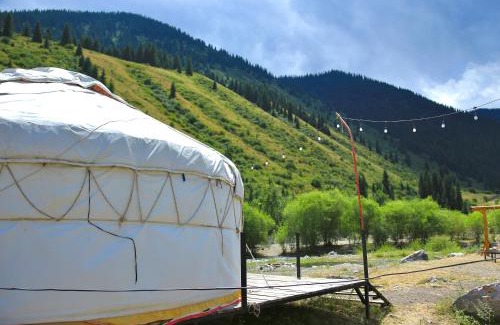 Almaty Province Bed & Breakfast | Отель юрта Kolsay