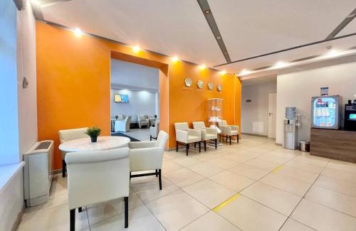 Darnyckyj Hotel | Практик готель