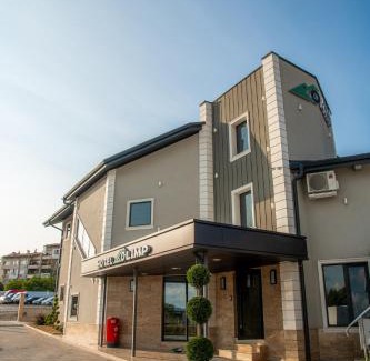 Karlovo Hotel | Семеен Хотел Олимп