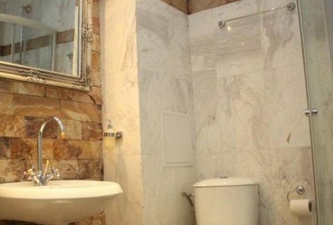 rayon Triaditsa House | Стаи за гости на централно място в София с обслужване