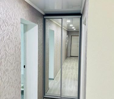 Krivoy Rog Apartment | Студия 3-х комнатная ул Соборности 42