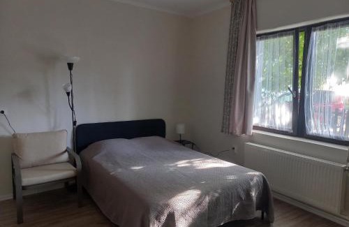 Zrenjanin Apartment | Сјајни лешник
