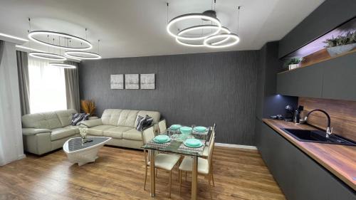 Burgas Center Apartment | Тони апартмент