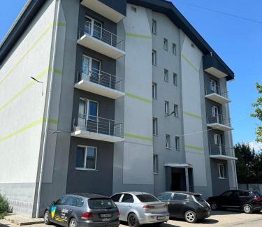 Uzhhorod Apartment | Центр міста! Затишні квартири в новобудові!