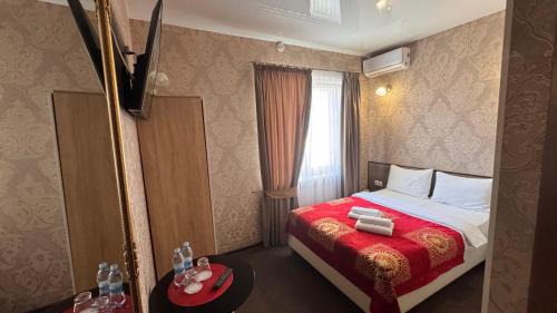 Dnipro Hotel | Шляпа