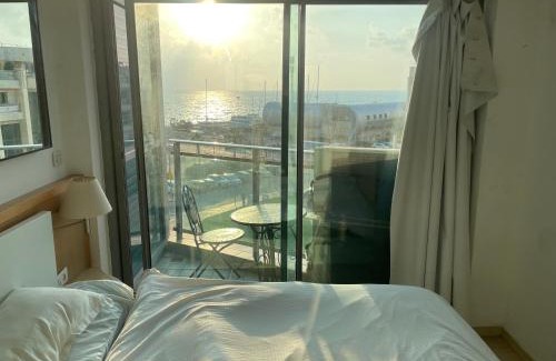 Yavne Hotel | אוקיינוס במרינה