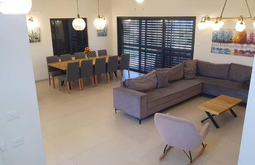 Tel Aviv Apartment | בית עופר