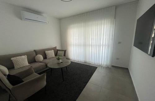 Rishon LeTsiyon Apartment | דירה בוטיק יפה ושקטה בראשון לציון מערב
