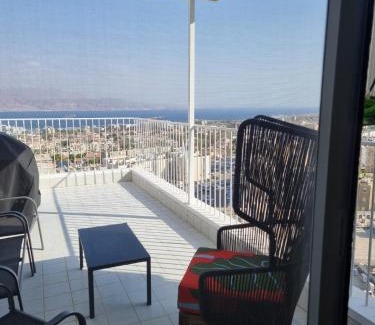 Eilat Apartment | דירת גג נוף המפרץ 1105-6