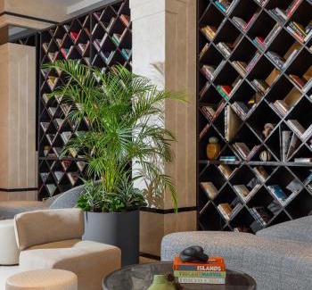 Bayit VeGan Hotel | מלון בראון ירושלים - Brown Jerusalem Hotel