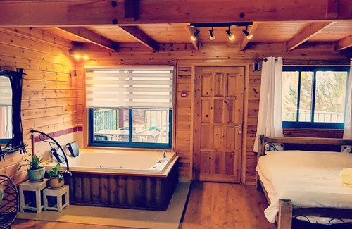 Mevoot HaHermon Ski Chalet | נופים בדישון