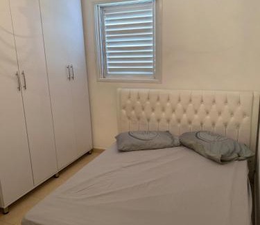 Rishon LeTsiyon Apartment | סאל פאי תפוחים