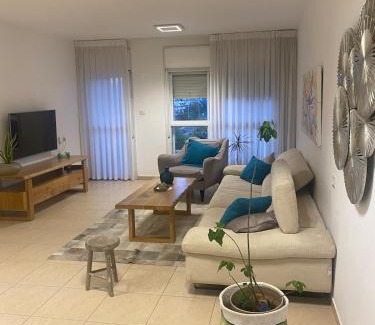 Rishon LeTsiyon Apartment | סאל פאי תפוחים