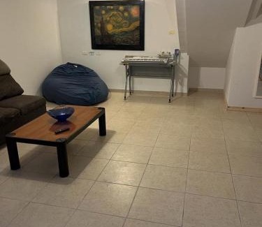 Yanuv Cabin | סוויטה במושב פסטורלי רומנטי ושקט