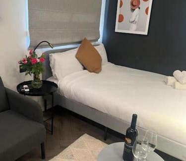 Neve Tzedek Apartment | סטודיו ג'יזל
