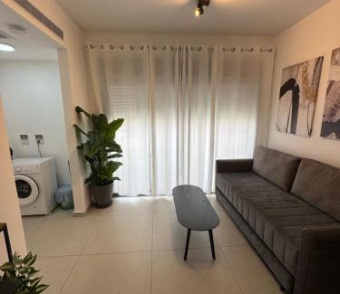 Eilat Apartment | פסגת הדקל- דירה מודרנית עם נוף להרים