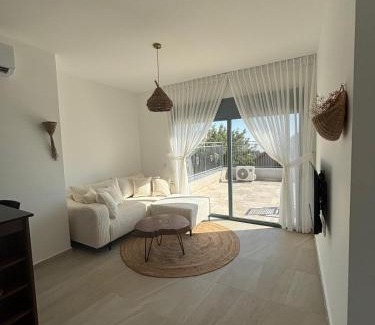Bruchim Qela' Alon Apartment | פשוט גולן