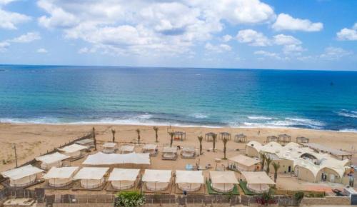 Rosh HaNikra Other | קמפינג חוף בצת